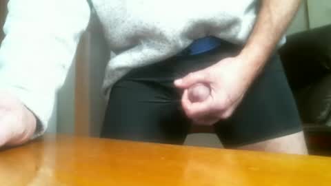 jeffbate online show from December 4, 7:10 pm