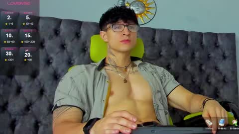 JC online show from December 7, 1:40 pm