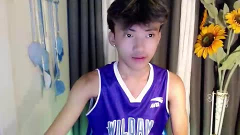 jemart_urnaughtboy online show from April 3, 7:54 pm