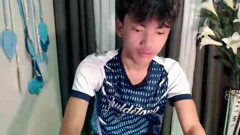 jemart_urnaughtboy online show from April 4, 11:57 pm