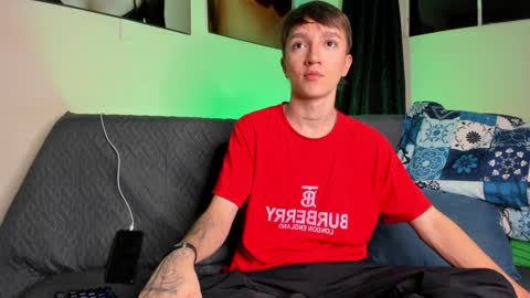 Snapshot of jeremy_salvatore_ chatting on January 22, 7:46 am jero independent model online show from January 22, 7:46 am