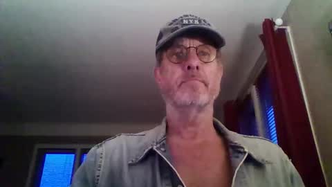 jerflor online show from February 8, 5:17 pm