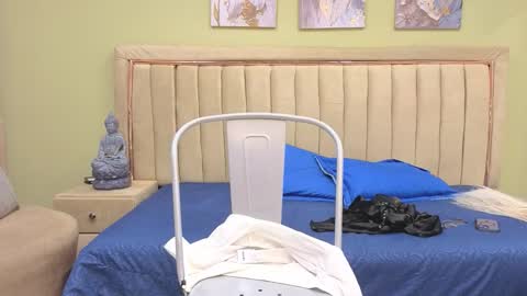 Jessy Mateus online show from March 21, 12:31 pm