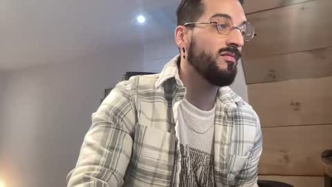 Snapshot of jeunemek00779042 chatting on January 7, 2:16 pm JEUNEMEK007 online show from January 7, 2:16 pm