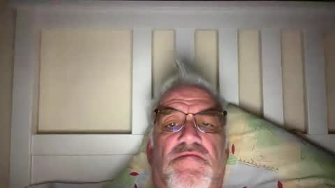 jewlronny online show from December 2, 12:36 am