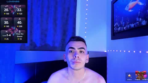 Snapshot of jey_keler chatting on December 24, 11:44 pm jey keler online show from December 24, 11:44 pm