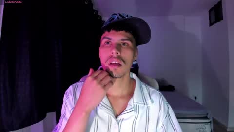 Jeyden Camilo online show from June 6, 1:00 am
