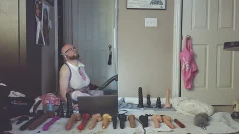 Snapshot of jghosty69 chatting on January 5, 7:28 pm Nasty Cumslut online show from January 5, 7:28 pm