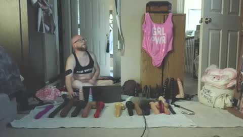 Snapshot of jghosty69 chatting on March 9, 6:00 pm Nasty Cumslut online show from March 9, 6:00 pm