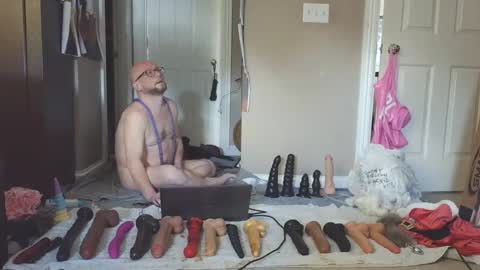 Snapshot of jghosty69 chatting on January 13, 7:42 pm Nasty Cumslut online show from January 13, 7:42 pm