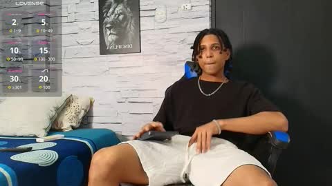 jhay_wheeler777 online show from January 18, 4:58 am