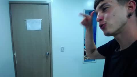 Jheampiero online show from September 20, 2:17 pm