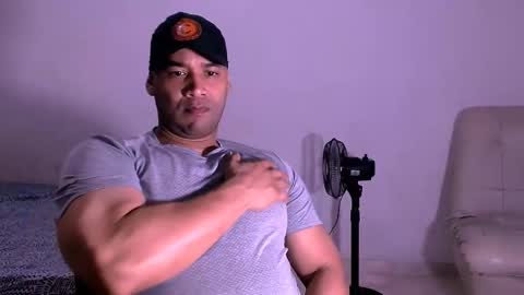 En moreno online show from November 30, 11:51 pm