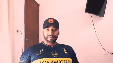 En moreno online show from January 6, 9:19 pm