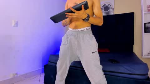 Jhon online show from January 16, 2:51 am