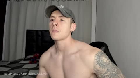 Jhonaiker online show from February 25, 4:24 am