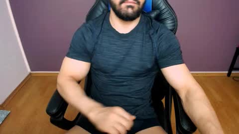 Snapshot of jhonnyboy007 chatting on February 9, 6:01 am Black Diamond online show from February 9, 6:01 am