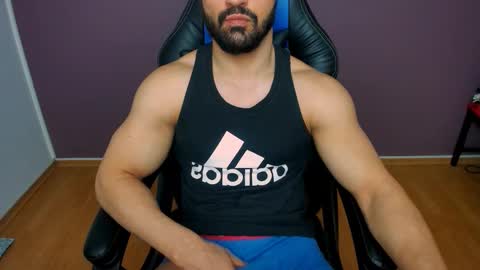 Snapshot of jhonnyboy007 chatting on February 18, 5:31 am Black Diamond online show from February 18, 5:31 am