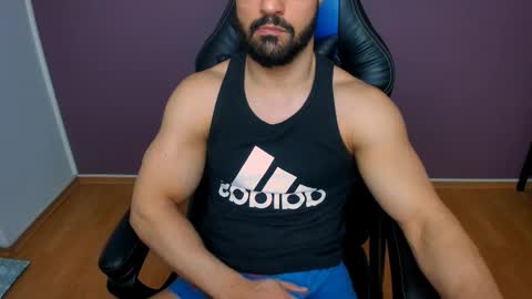 Snapshot of jhonnyboy007 chatting on February 19, 8:12 am Black Diamond online show from February 19, 8:12 am