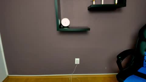 Snapshot of jhonnyboy007 chatting on December 13, 6:42 am Black Diamond online show from December 13, 6:42 am