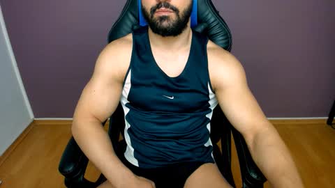 Snapshot of jhonnyboy007 chatting on December 30, 5:37 am Black Diamond online show from December 30, 5:37 am