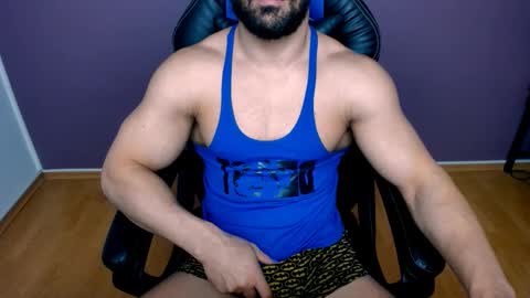 Snapshot of jhonnyboy007 chatting on December 16, 9:03 am Black Diamond online show from December 16, 9:03 am