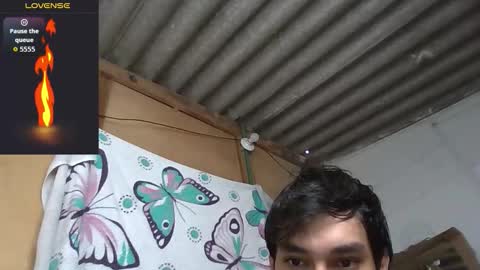 MODELO INDEPENDIENTE online show from February 17, 12:15 pm