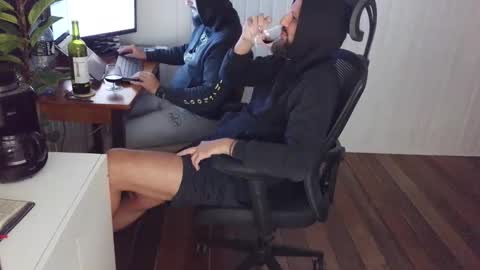 Jhonny y  Naty online show from May 19, 9:54 pm