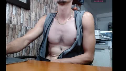 jhosuamoore2 online show from April 12, 1:56 pm