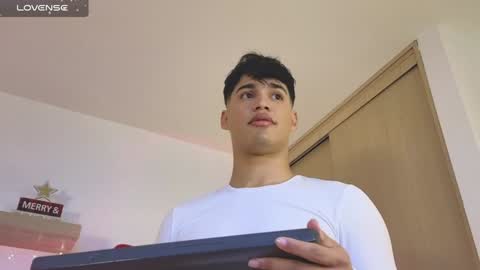 Jimmy Leeh online show from December 24, 12:00 am