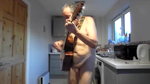 Snapshot of jimmybenido chatting on September 18, 5:59 pm Jim Redgewell online show from September 18, 5:59 pm