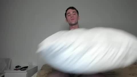 Snapshot of jimyti_bad_boy chatting on January 13, 11:27 pm jimyti_bad_boy online show from January 13, 11:27 pm