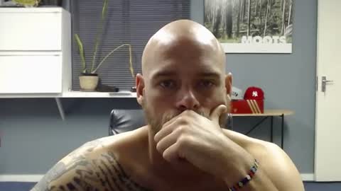 JamesJan van Rebel online show from January 11, 4:27 am