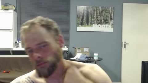 JamesJan van Rebel online show from December 4, 3:24 am