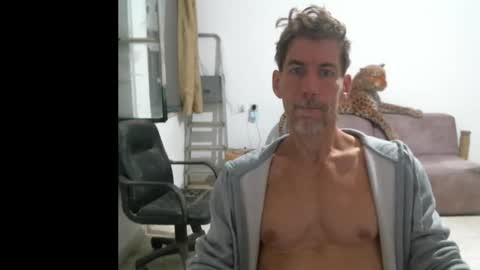 jlmbud online show from October 17, 11:20 pm