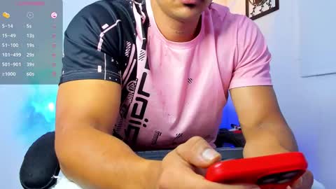 IGJmortton online show from November 12, 10:32 am