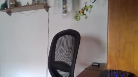 joaodias_18 online show from December 15, 3:09 pm