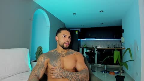 joe_esthetic online show from January 24, 1:03 am