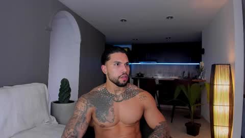 joe_esthetic online show from March 4, 9:22 pm