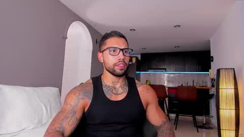 joe_esthetic online show from September 9, 9:03 pm