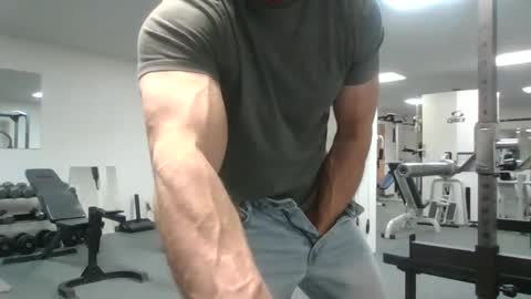 joe_smith5679 online show from November 28, 6:10 pm