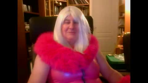 Snapshot of joelatex chatting on December 10, 10:38 pm Joelatex online show from December 10, 10:38 pm