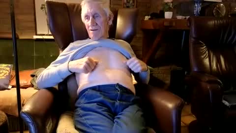 johan7 heet online show from April 7, 9:26 pm