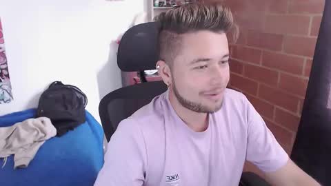 JOHAN independient model online show from January 15, 4:20 pm