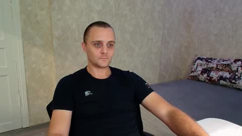Snapshot of john_3019 chatting on October 19, 5:27 pm John online show from October 19, 5:27 pm