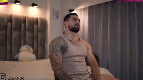 john online show from November 17, 10:13 pm