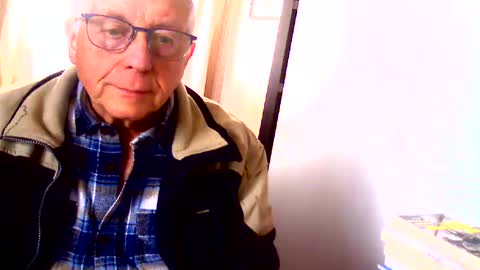 Snapshot of johnjohn6226623 chatting on January 6, 2:14 pm johnjohn6226 online show from January 6, 2:14 pm