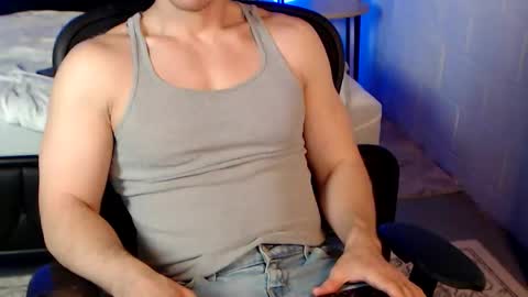 Johnnie Redd online show from March 27, 5:11 am