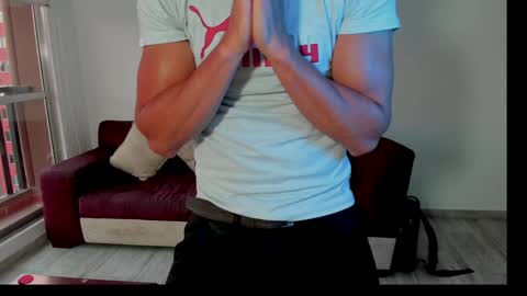 Johnny online show from December 6, 10:30 pm