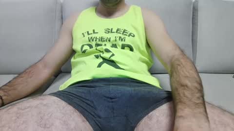 johnny_yaa online show from January 1, 11:07 pm